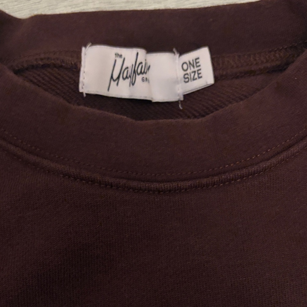 Mayfair Group 
Graphic Sweatshirt with Bear Design - Picture 3 of 6